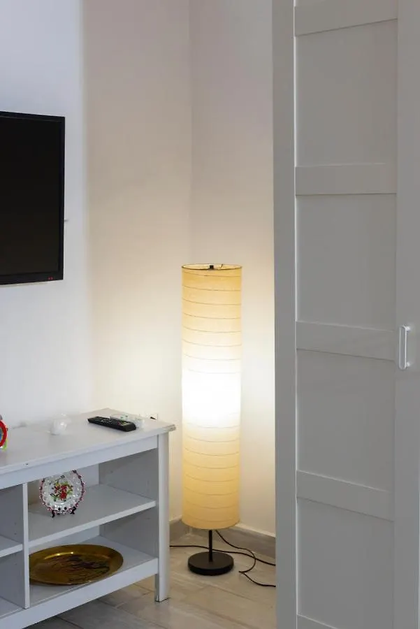 Alfred House - Casa Donna Assunta Apartment Naples