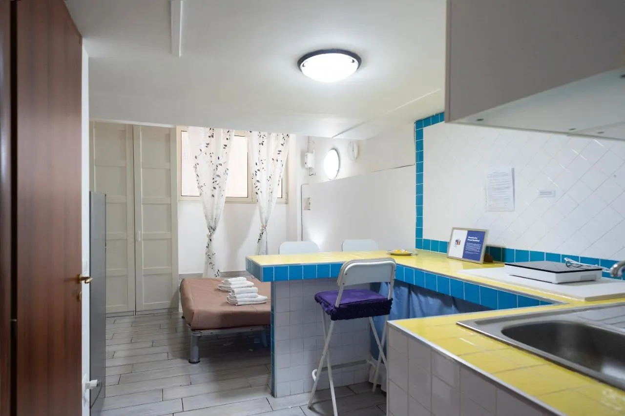Alfred House - Casa Donna Assunta Apartment Naples